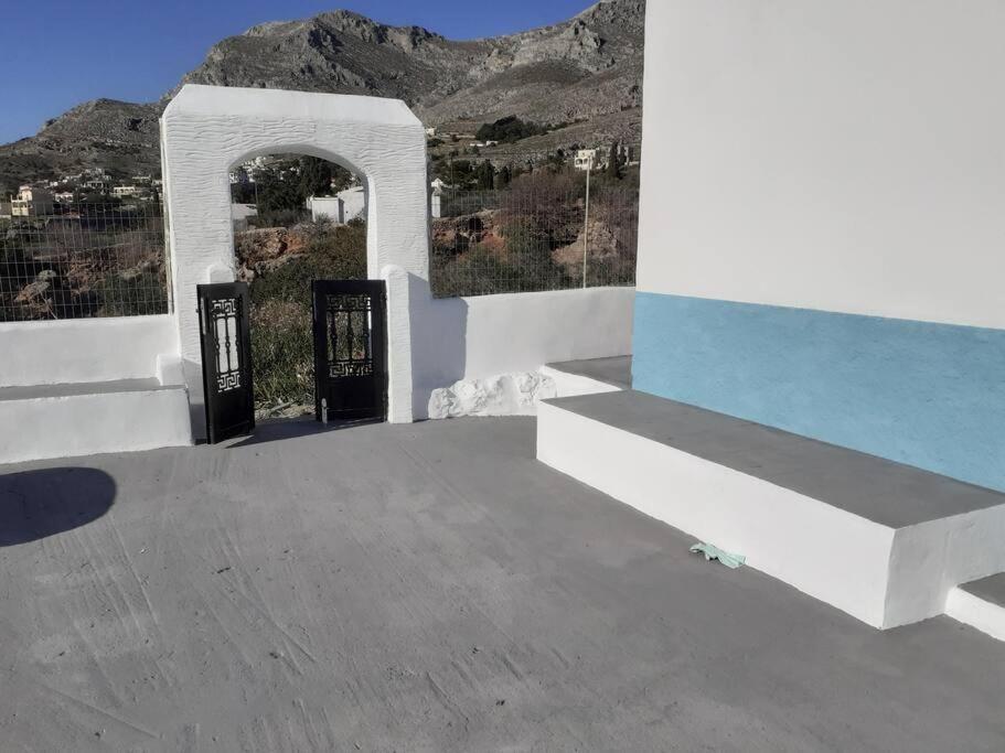 Kareshome-Privacy-View Panormos  Extérieur photo